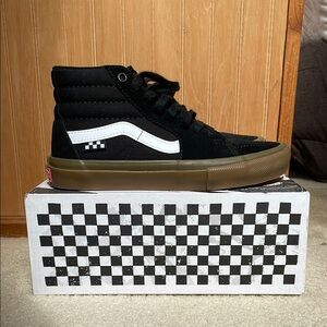 Skate Sk8-hi Vans high-top black suede gum sole mens 5 womens 6.5